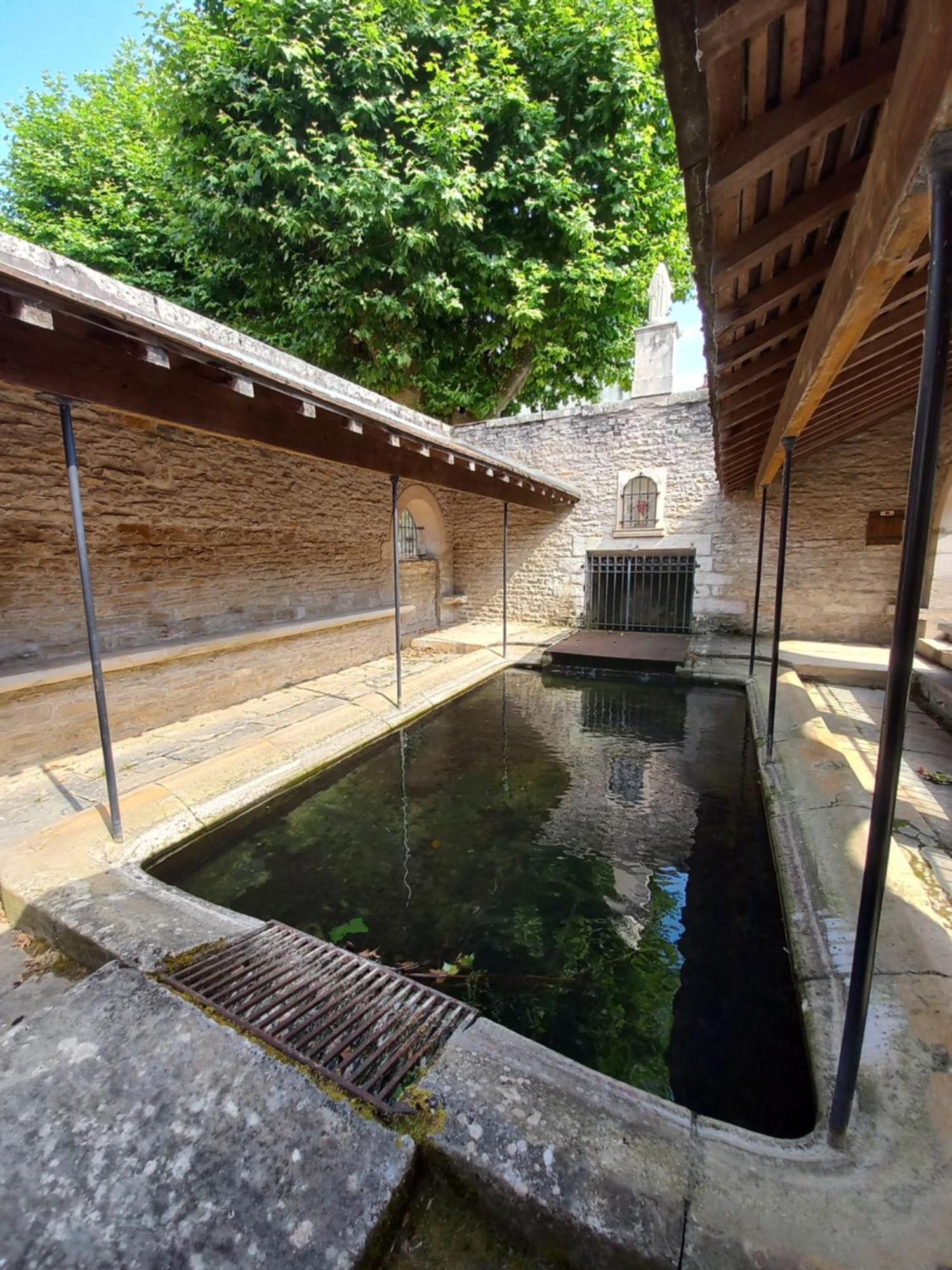 Aupres Du Lavoir Remigny エクステリア 写真